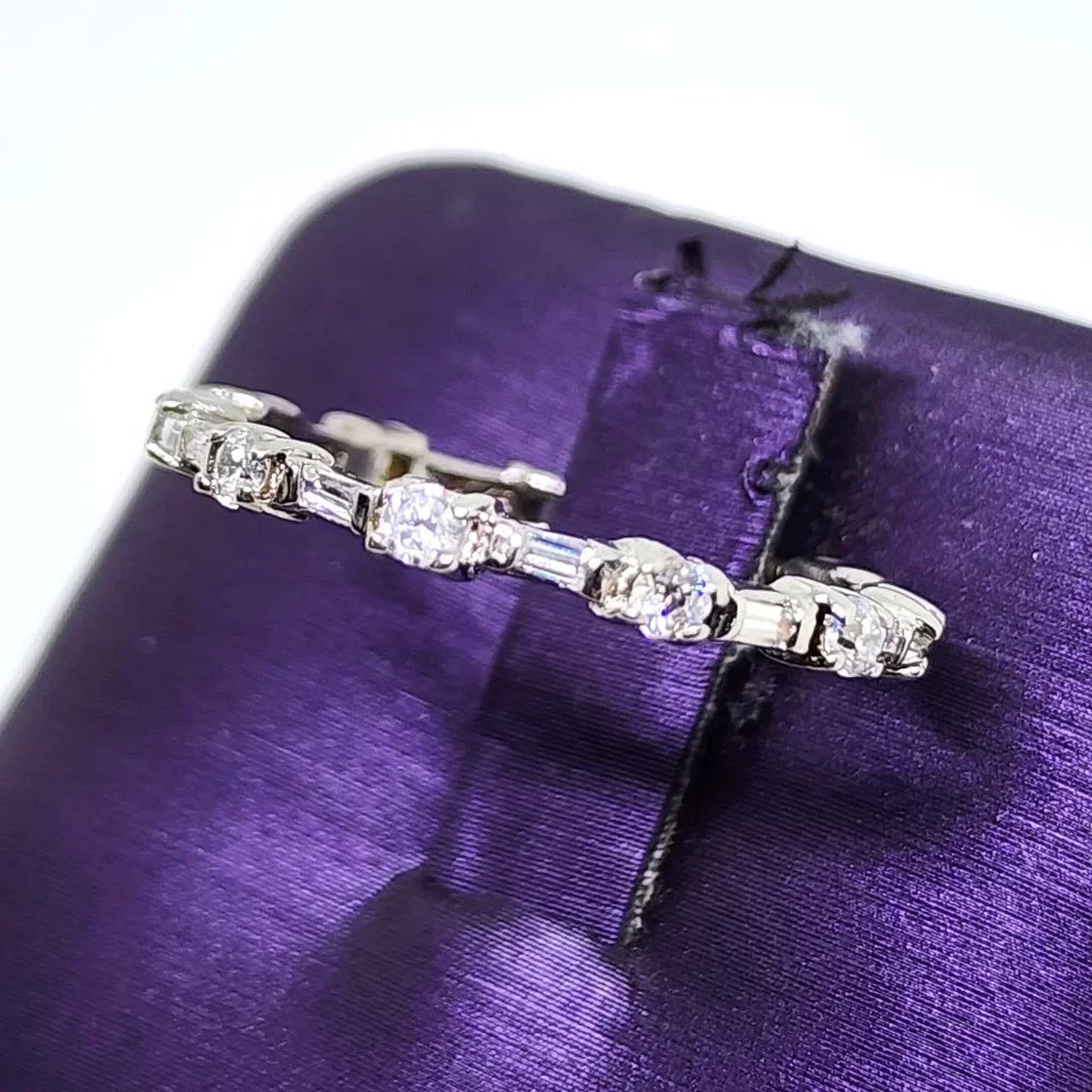 Round and Baguette Prong Set Stones Narrow Band Sterling Silver Ring SZ 7